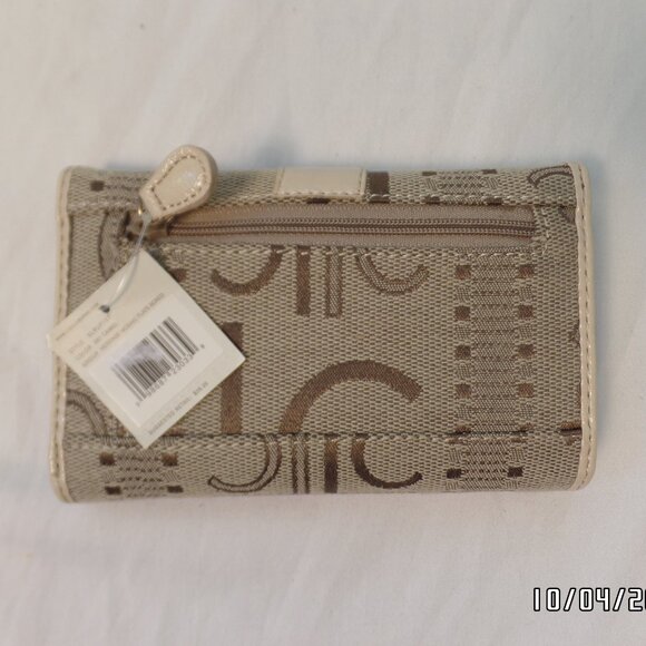 Liz Claiborne Trifold Wallet Camel New With Tag Heritage Mosaic - Picture 3 of 13